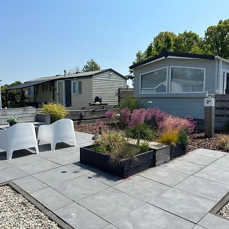 סנט מארטן Chalet 2A Op Recreatiepark De Wielen מראה חיצוני תמונה