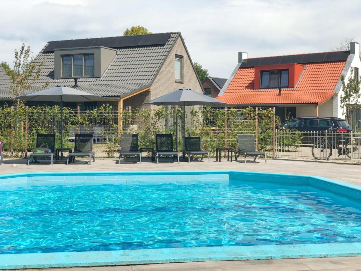 סנט מארטן Chalet 2A Op Recreatiepark De Wielen מראה חיצוני תמונה